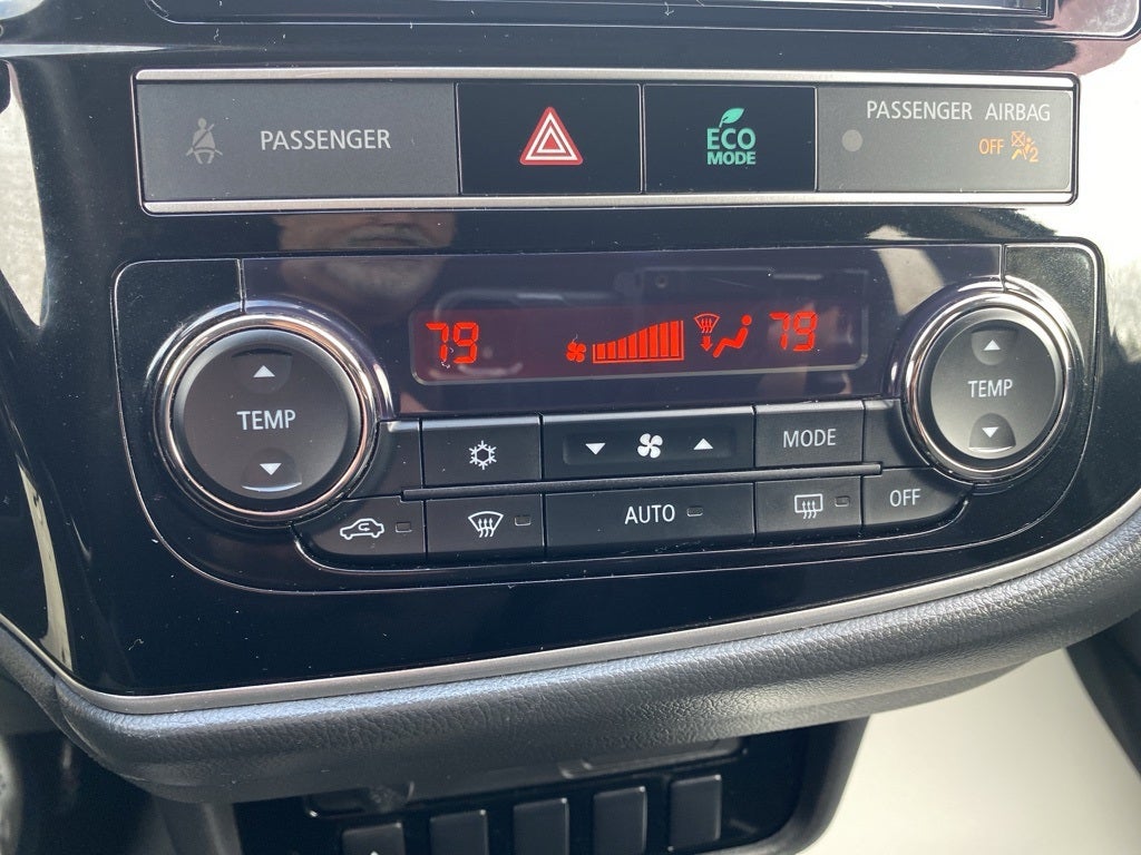 2019 Mitsubishi Outlander ES