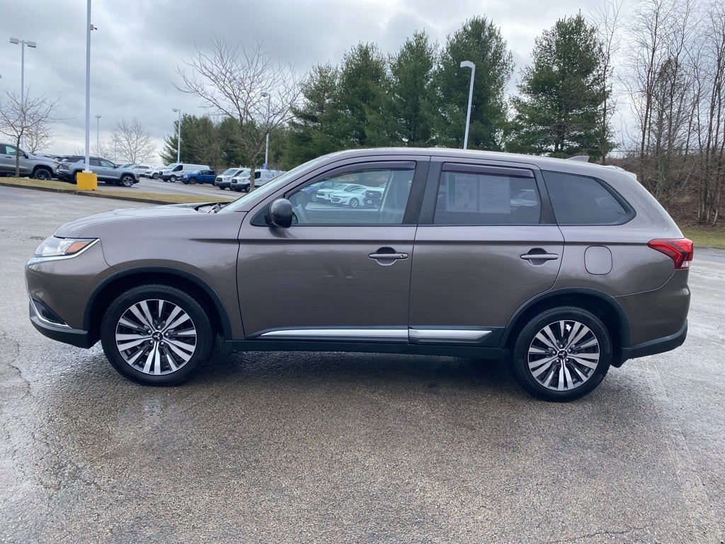 2019 Mitsubishi Outlander ES