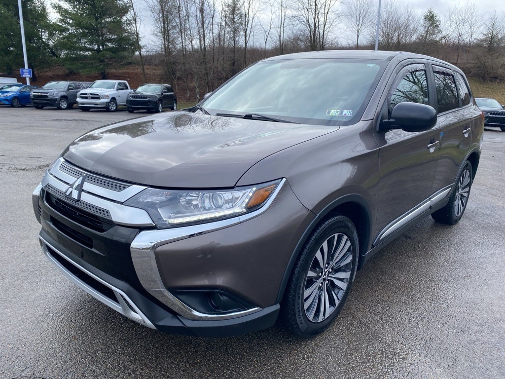 2019 Mitsubishi Outlander ES
