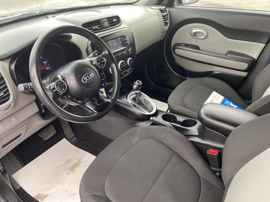 2016 Kia Soul Base
