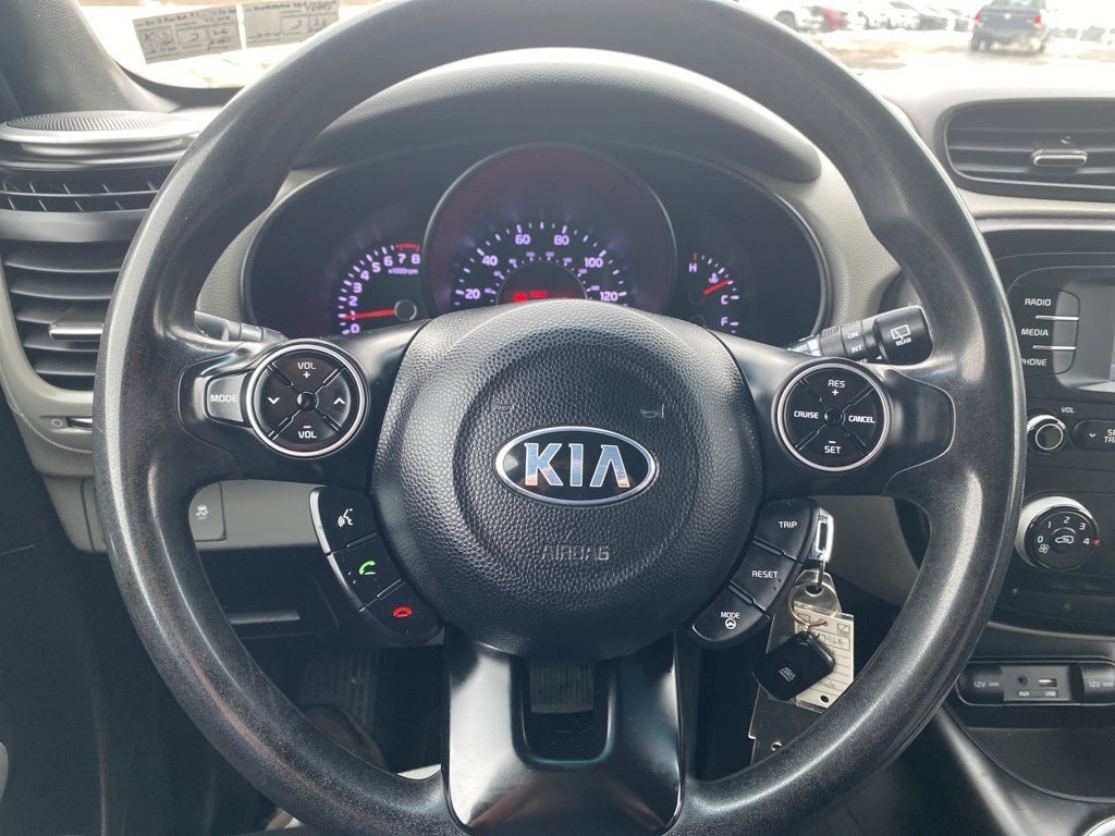 2016 Kia Soul Base