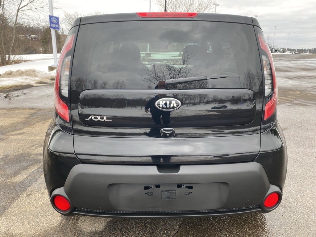 2016 Kia Soul Base