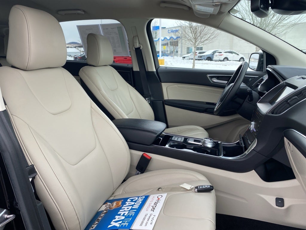 2020 Ford Edge Titanium
