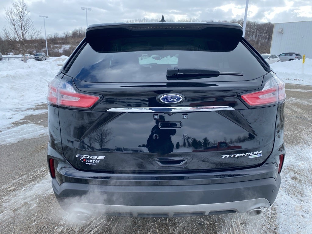 2020 Ford Edge Titanium
