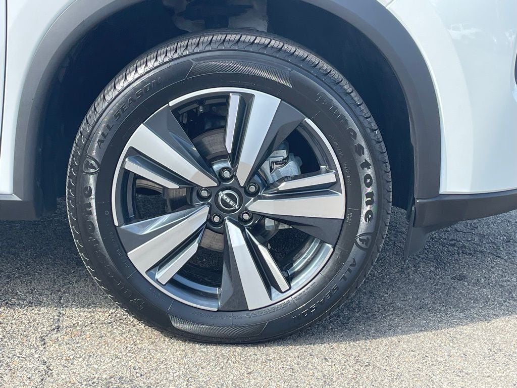 2024 Nissan Rogue SL