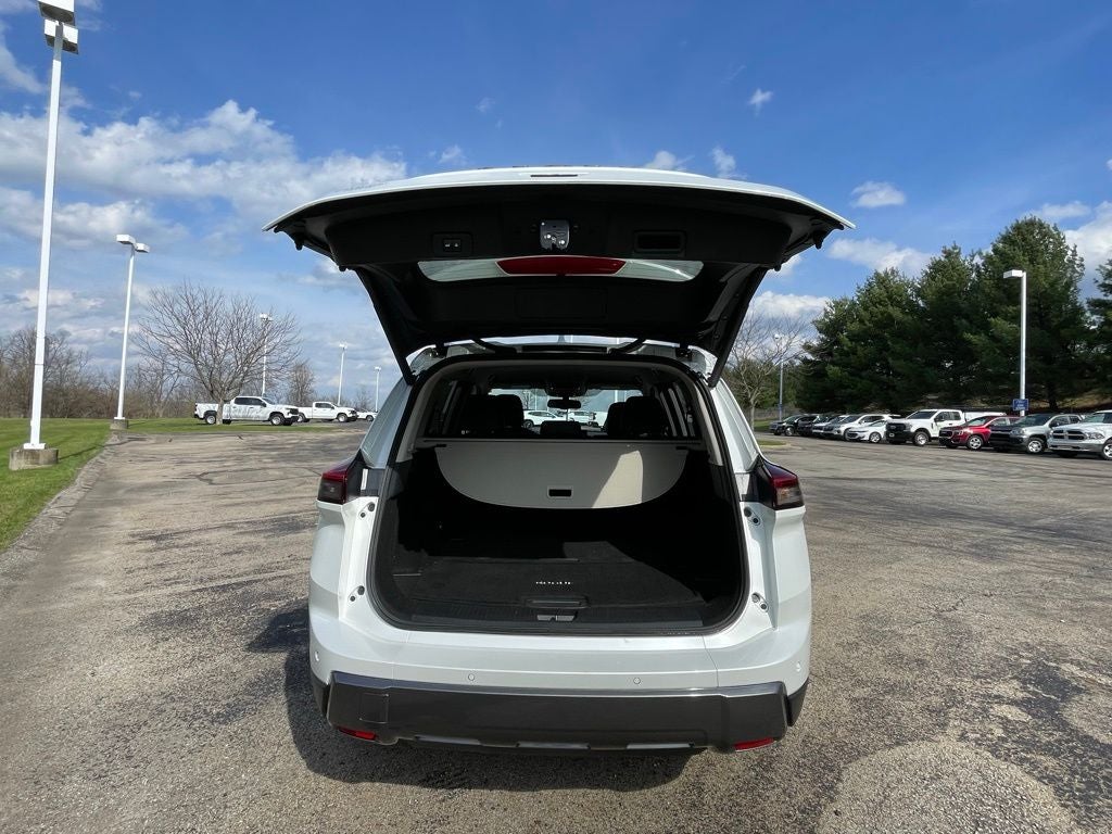 2024 Nissan Rogue SL