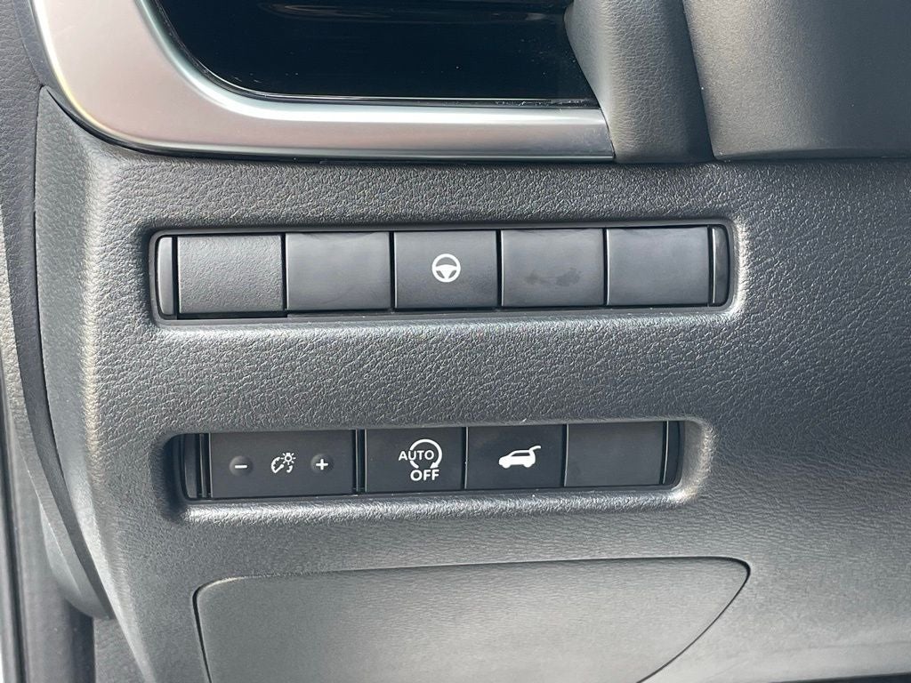 2024 Nissan Rogue SL