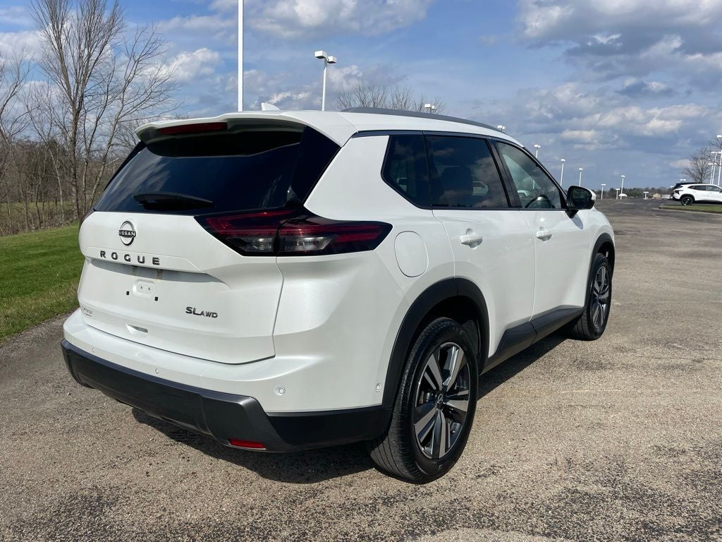 2024 Nissan Rogue SL