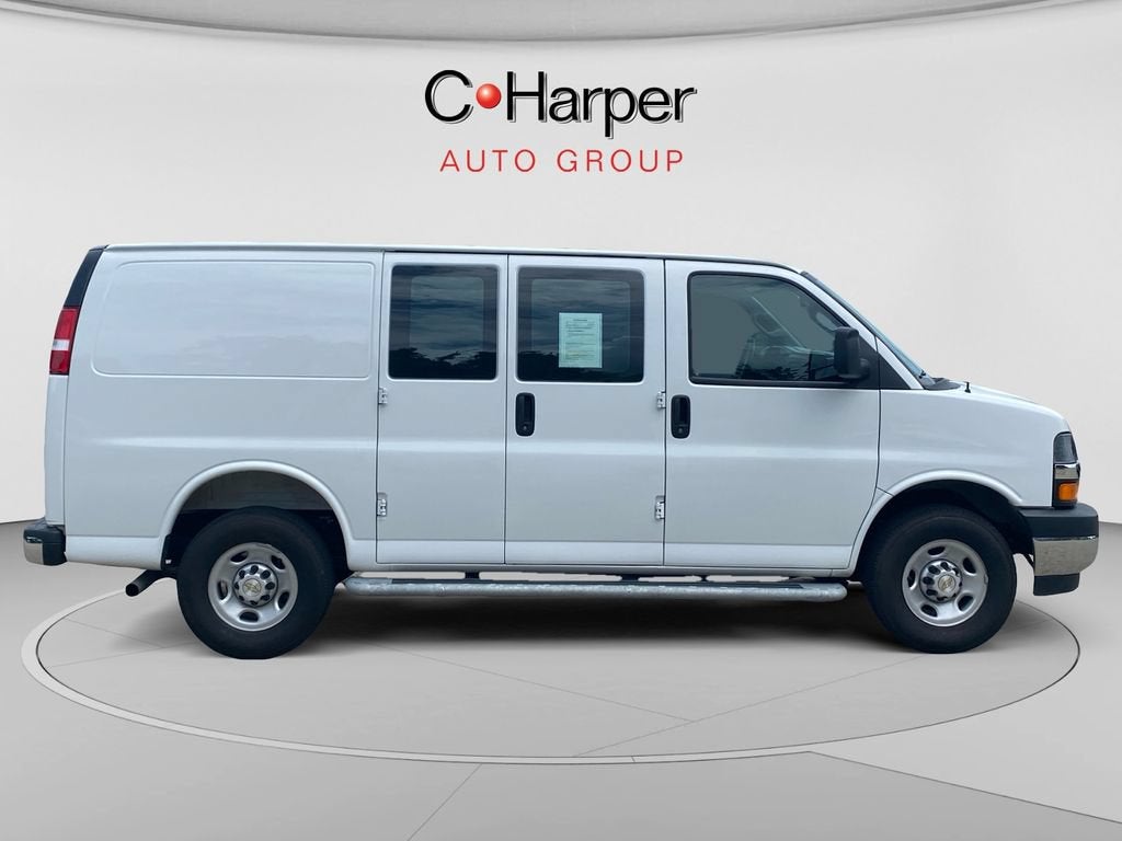 2025 Chevrolet Express Cargo WT