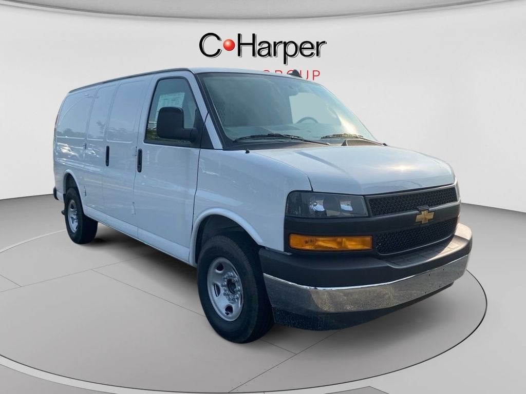 2025 Chevrolet Express Cargo WT