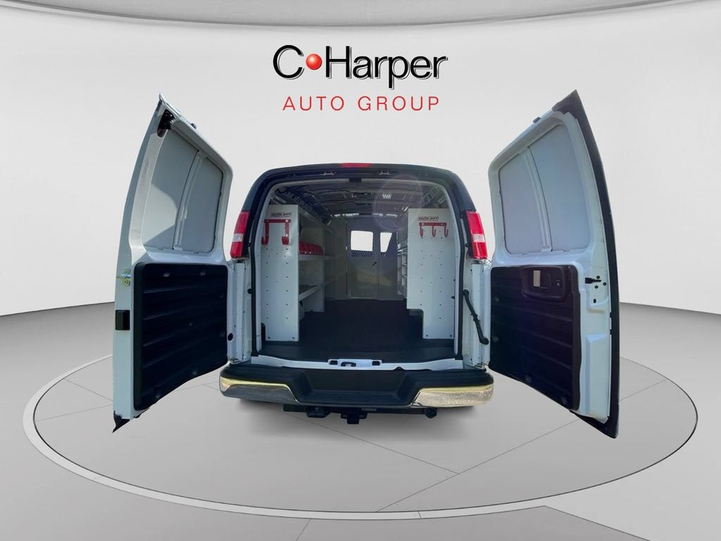 2025 Chevrolet Express Cargo WT