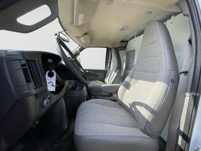 2025 Chevrolet Express Cargo WT