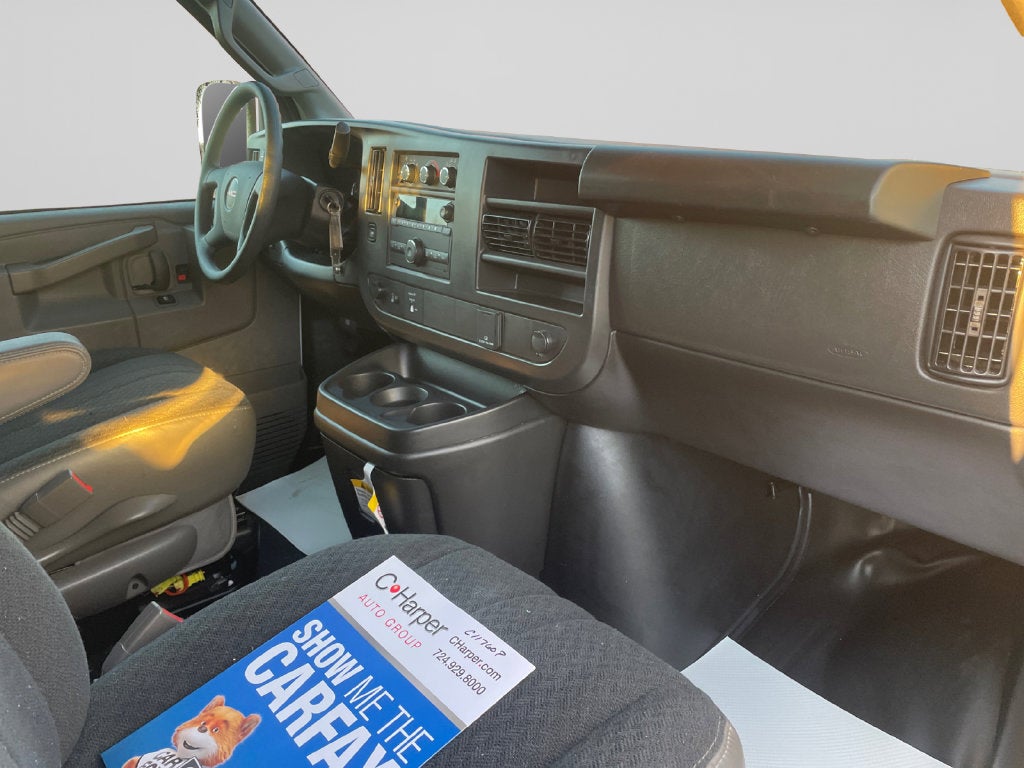 2025 GMC Savana Cargo Work Van