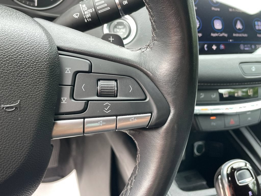 2023 Cadillac XT4 Premium Luxury