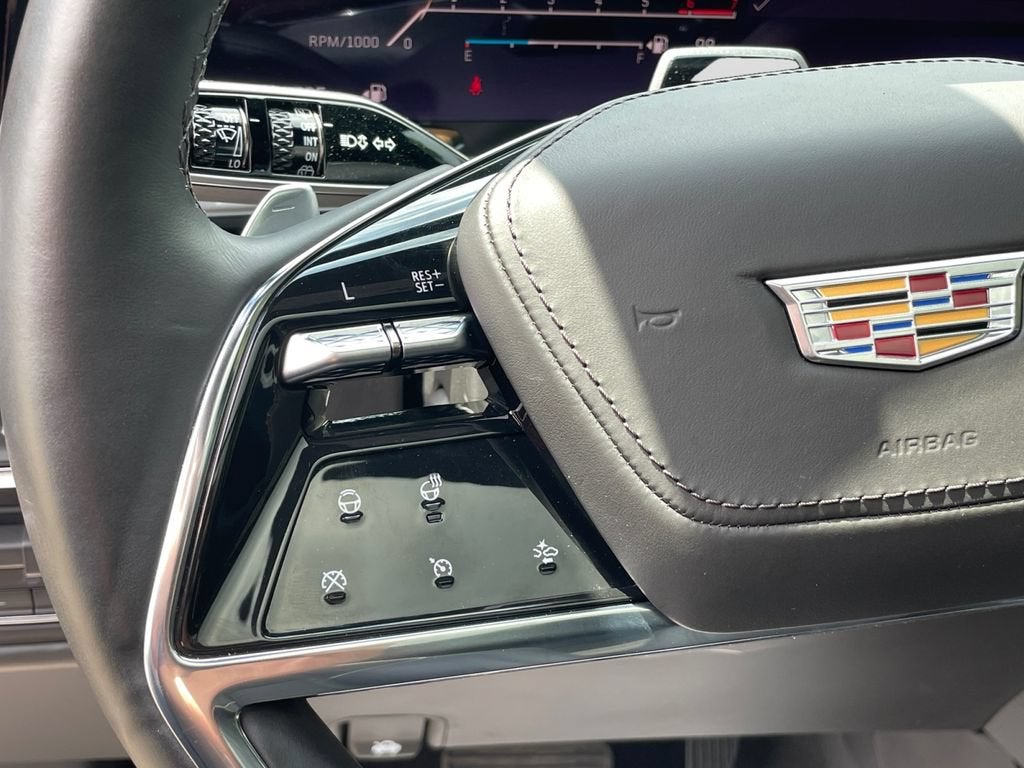 2025 Cadillac Escalade Sport Platinum