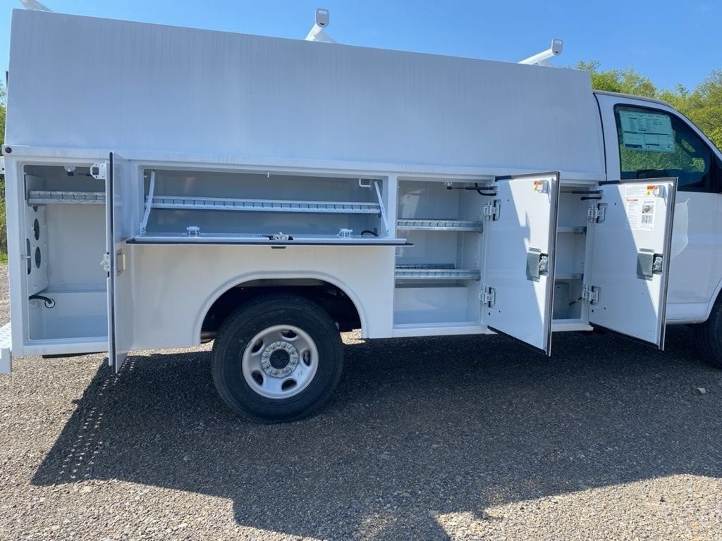 2026 Chevrolet Express Cutaway 3500 1WT
