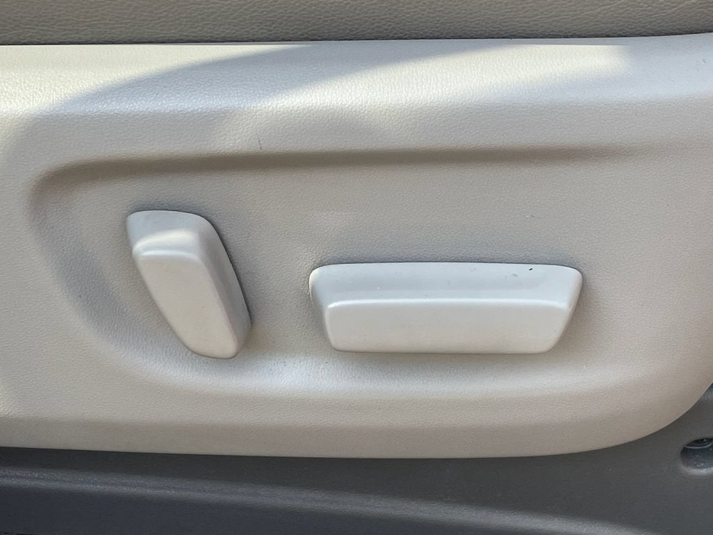 2020 Toyota Sienna XLE