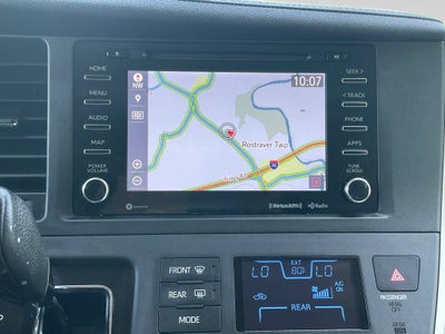 2020 Toyota Sienna XLE