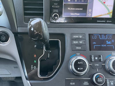 2020 Toyota Sienna XLE
