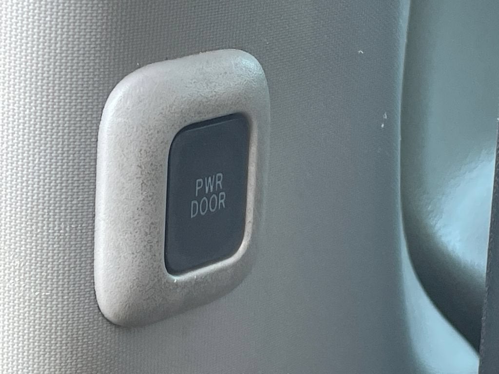 2020 Toyota Sienna XLE