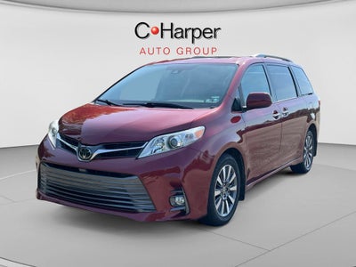 2020 Toyota Sienna XLE