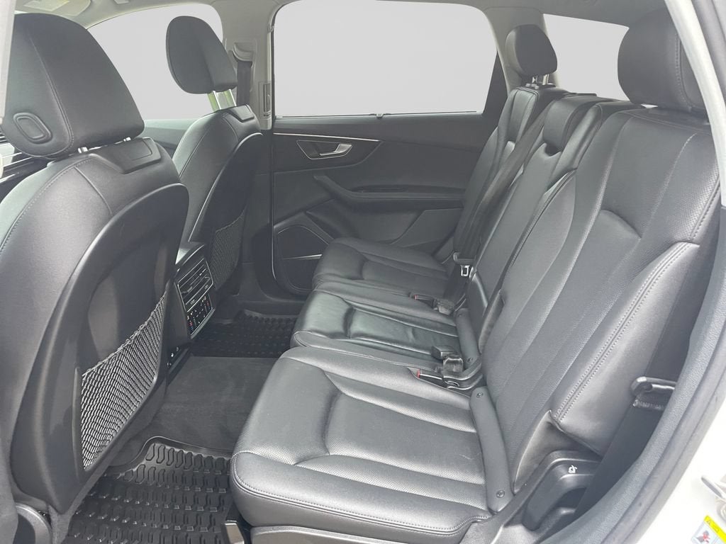 2023 Audi Q7 Premium Plus 45 TFSI quattro Tiptronic